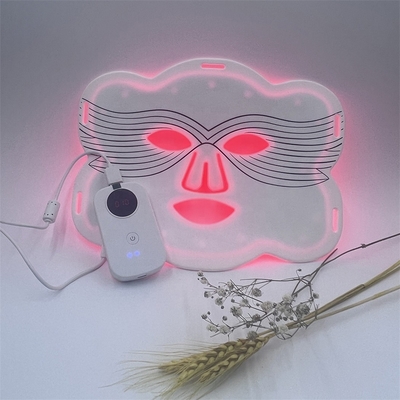 Hydratisierende Silicone Butterfly LED Gesichtsmaske Eingangsfrequenz 5V/1A 2600mAH Dauer 10/20min