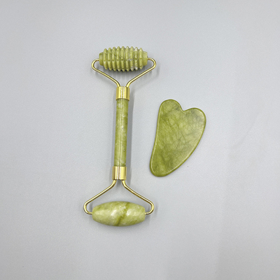 OEM/ODM Rose Quarz Jade Roller Gesichtsstein Massagegerät mit Serumöl und Gunsha