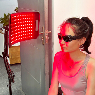 24w Fettverbrennungsteuerung Led-Rotlicht-Therapie-Gerät für Gesichtsschmerzen Haut zurück zu Hause
