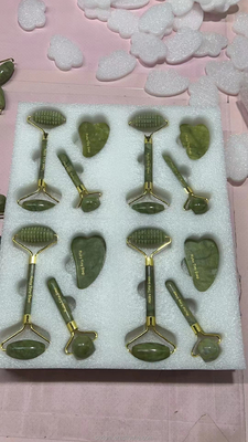 2023 Neueste Modelle Yin Yang Gua Sha Set 100% natürliche Jade-Rolle für Haut und Gesichtspflege