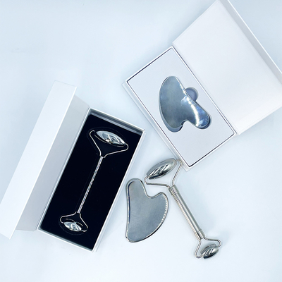 Gesichts-Hals-Körpermassage mit Edelstahl-Gua Sha 304 Stahlbrett-Scraping-Massager